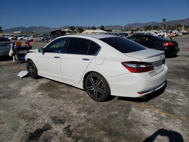 VIN 4T1G31AK0LU538721 2020 Toyota Camry, Se Hybrid no.2