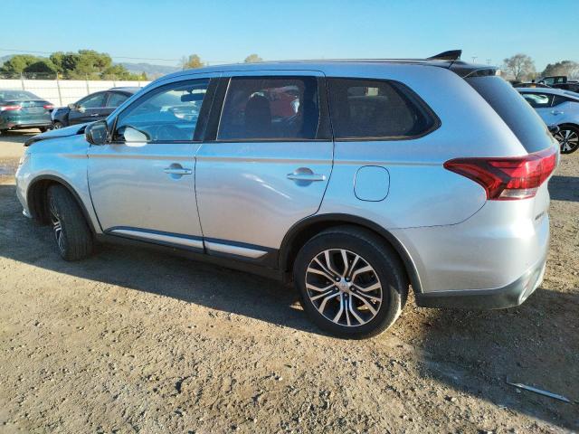 JA4AD2A3XHZ027916 Mitsubishi Outlander Es