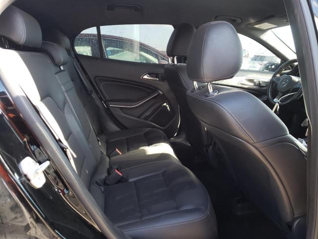 2017 MERCEDES-BENZ GLA 250 - WDCTG4EB2HJ340177