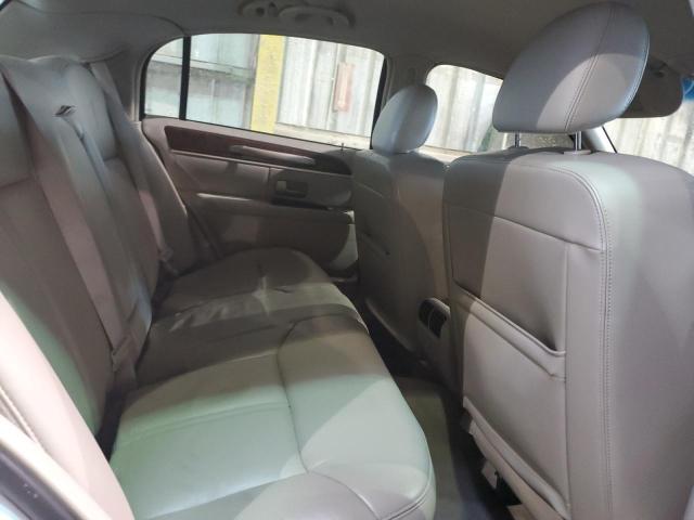 2LNBL8CV7AX613348 Lincoln TOWNCAR