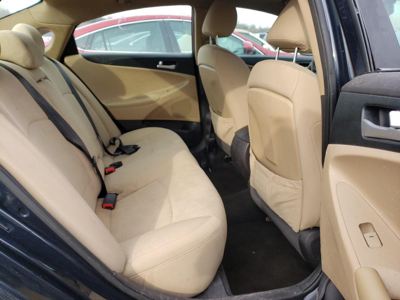 2014 Hyundai Sonata Gls vin: 5NPEB4AC9EH925368