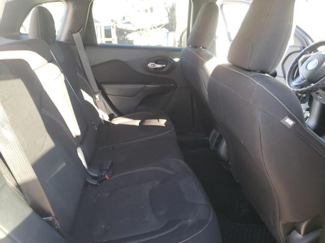 1C4PJLCS4GW160657 Jeep Cherokee Latitude