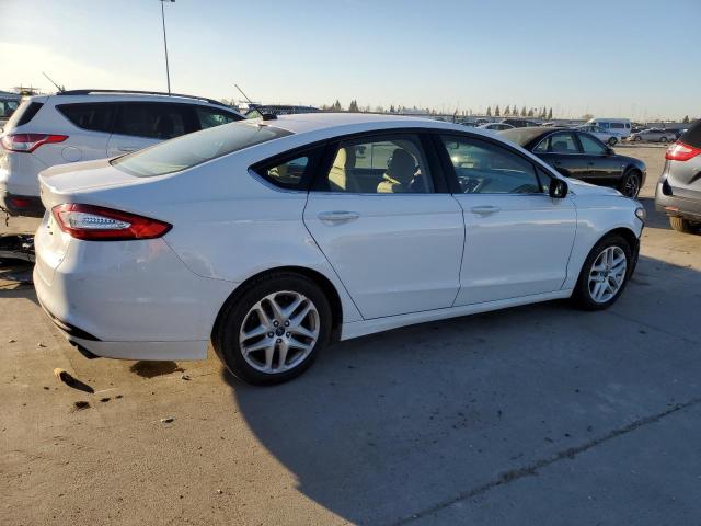 VIN 1GNSKBED4NR179258 2016 FORD FUSION no.3