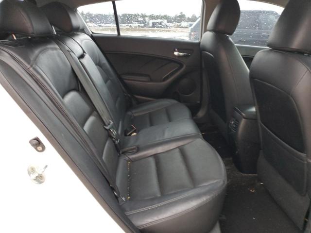 KNAFX5A8XG5629217 KIA FORTE EX