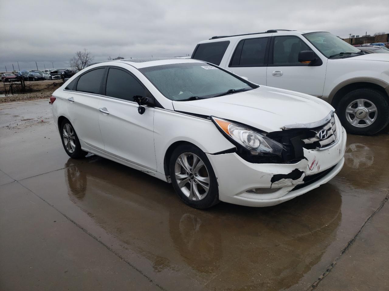 2013 Hyundai Sonata - Image 4