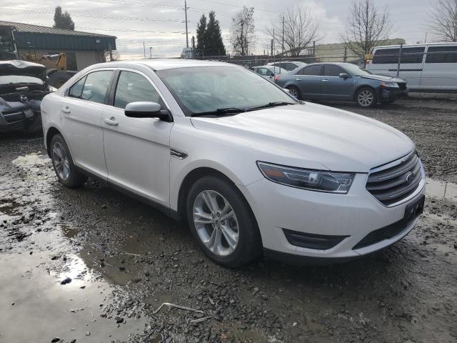 2016 FORD TAURUS SEL - 1FAHP2E81GG133589