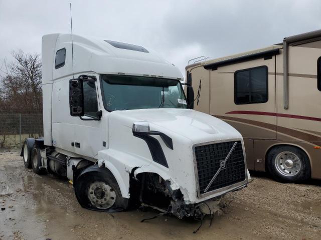 Salvage cars for sale from Copart Grand Prairie, TX: 2012 Volvo VN VNL