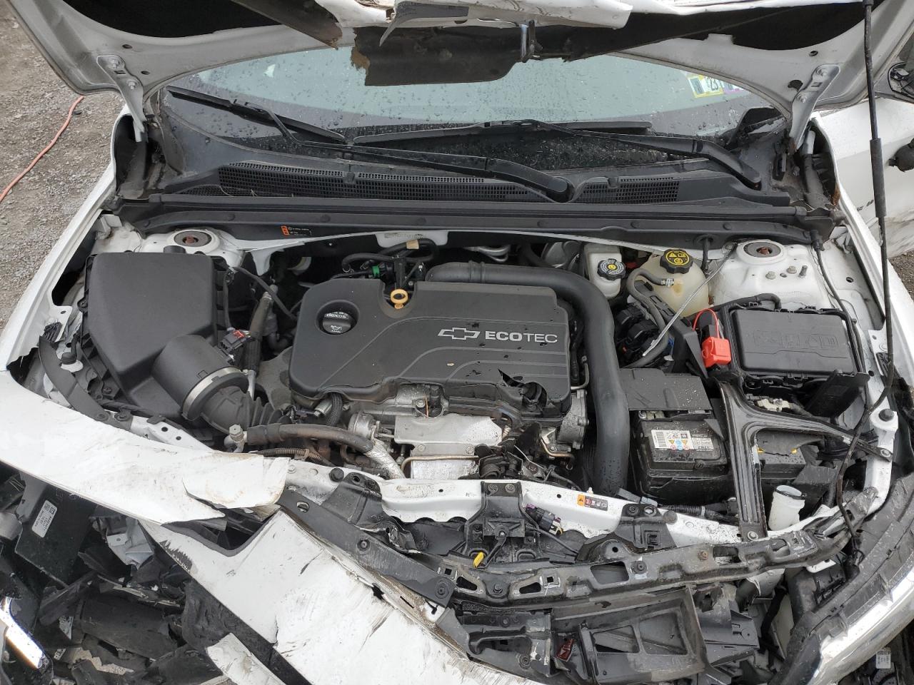 2018 Chevrolet Malibu - Image 12