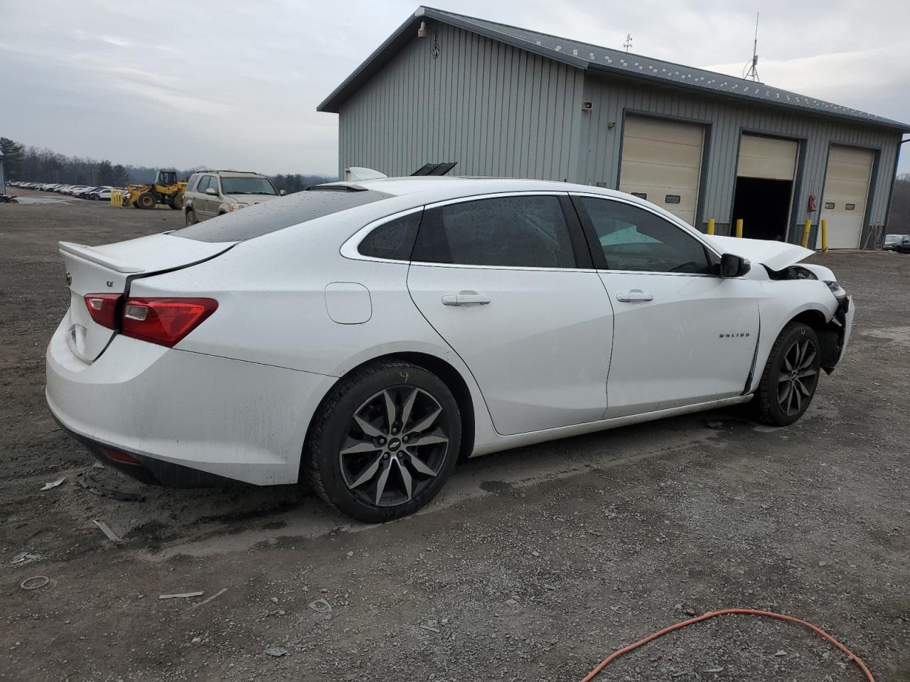 2018 Chevrolet Malibu - Image 3