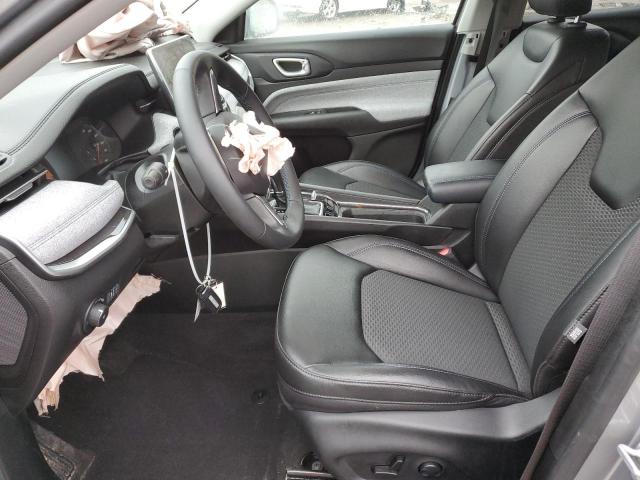 3C4NJDBB8NT215984 Jeep Compass