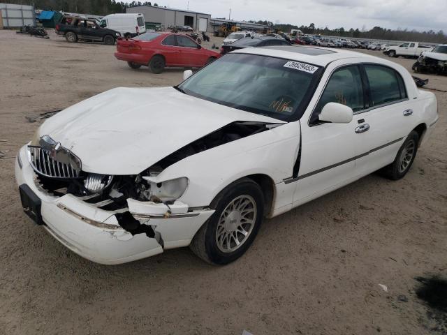 2000 Lincoln Town Car Signature