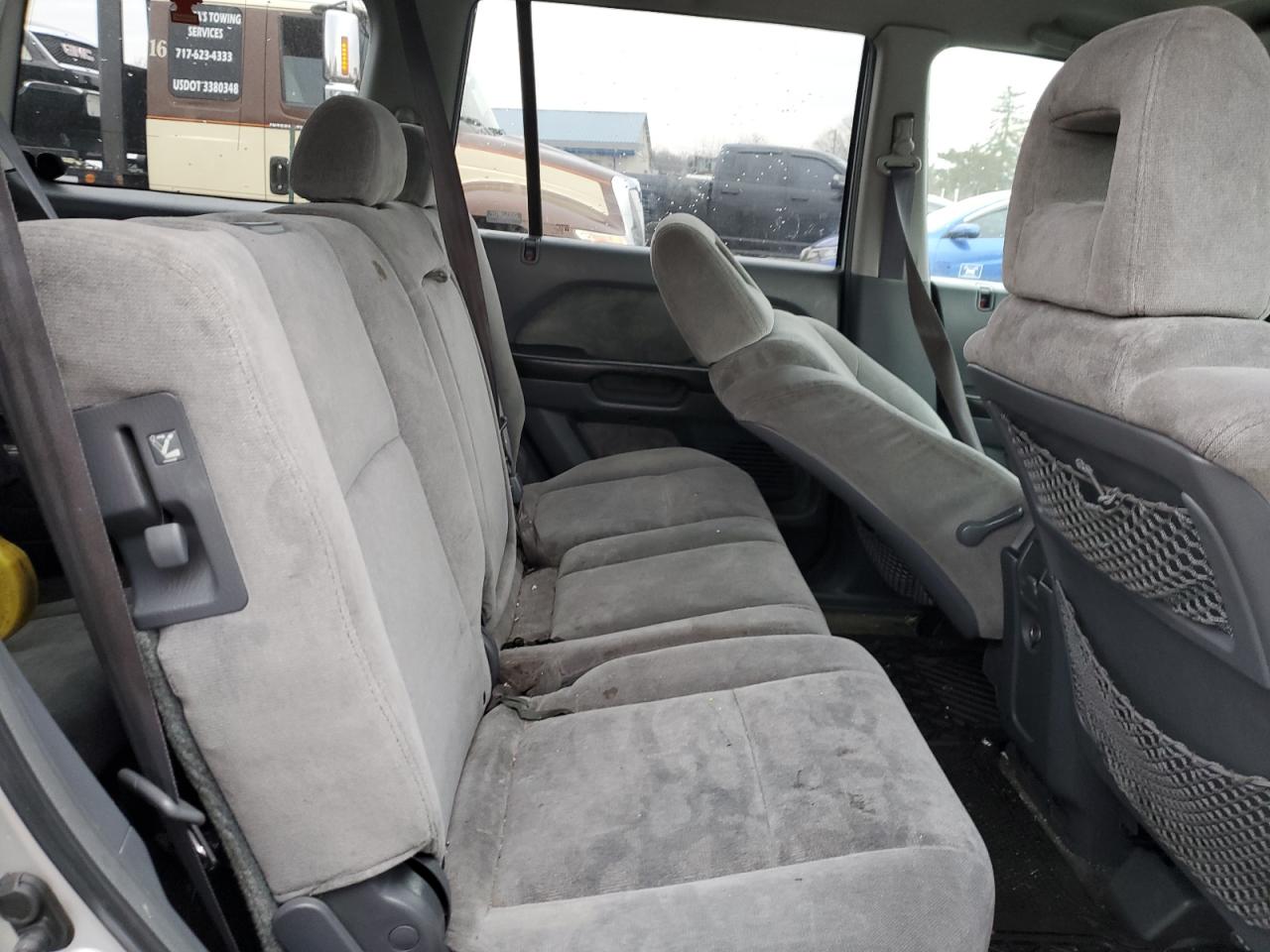 2005 Honda Pilot Ex VIN: 5FNYF18415B005618 Lot: 50678214