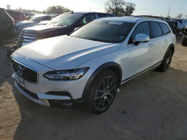 2020 Volvo V90 Cross Country 