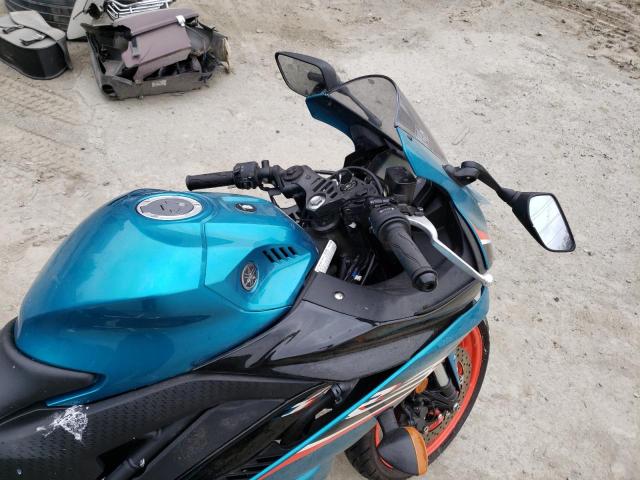 2021 YAMAHA YZFR3 A MH3RH18Y0MK005386