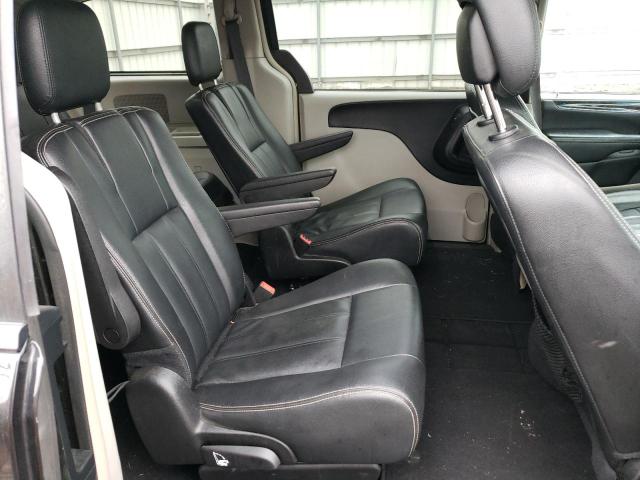 2016 CHRYSLER TOWN & COU 2C4RC1BG9GR260265