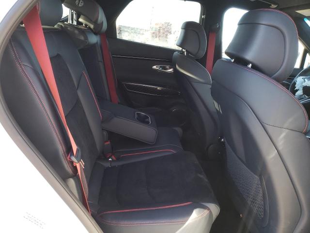 2022 GENESIS GV70 BASE - KMUMCDTC8NU041706