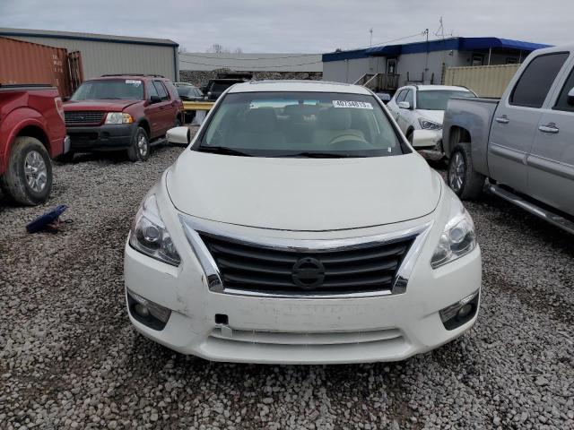 VIN KMHFG4JG3DA215991 2013 Hyundai Azera no.5