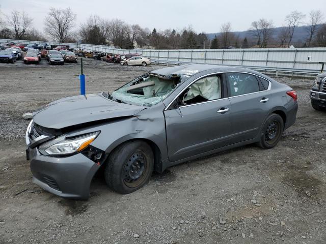 Salvage cars for sale from Copart Grantville, PA: 2017 Nissan Altima 2.5