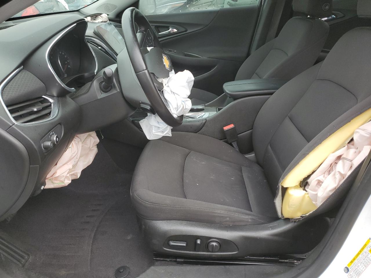 2018 Chevrolet Malibu - Image 7