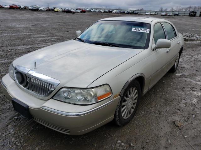 2004 Lincoln Town Car Ultimate