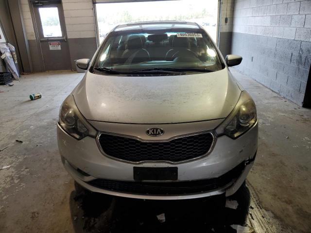 KNAFZ4A84E5075626 KIA Forte