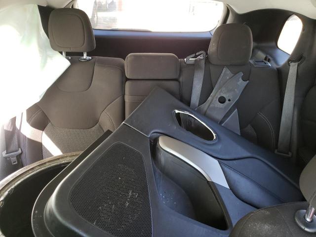 1C4PJLCB2KD175372 Jeep Cherokee Latitude