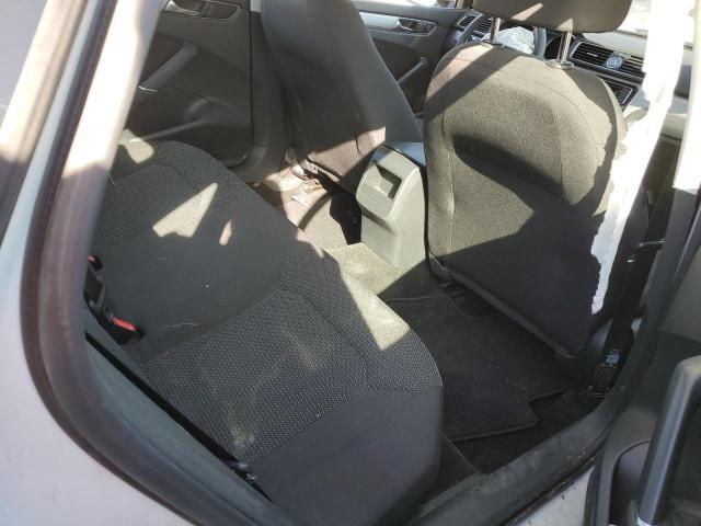 2016 VOLKSWAGEN PASSAT S - 1VWAS7A33GC068198