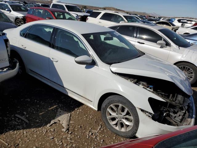 2016 VOLKSWAGEN PASSAT S - 1VWAS7A33GC068198