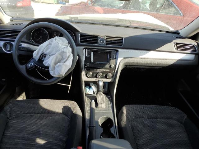 2016 VOLKSWAGEN PASSAT S - 1VWAS7A33GC068198