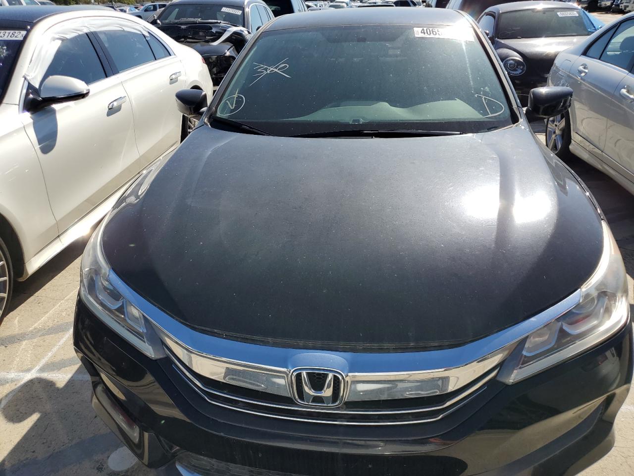 1HGCR2F39GA137539 HONDA ACCORD 2016