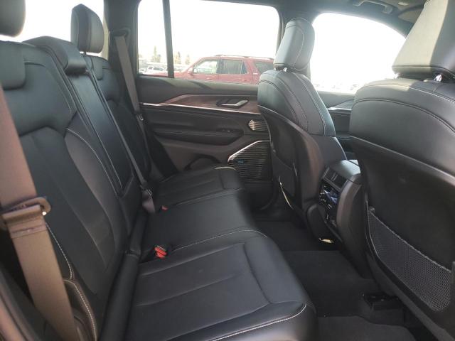 1C4RJHDG8N8555054 Jeep Grand Cherokee Overland