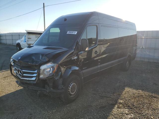 Mercedes Benz 2500 Sprinter van