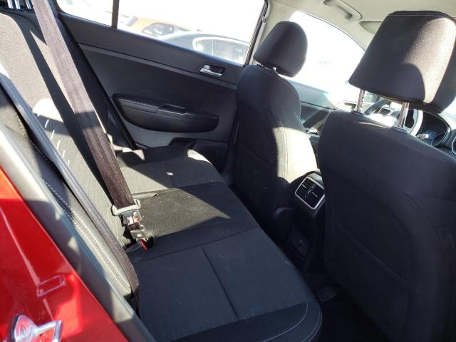 KNDPMCAC4J7415909 KIA Sportage Lx