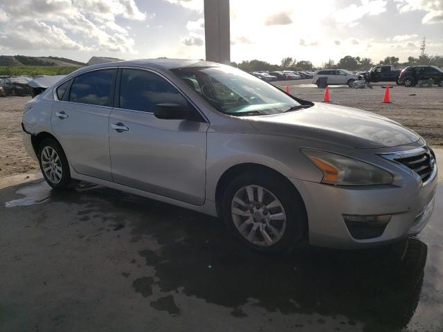 2014 Nissan Altima 2.5 VIN: 1N4AL3AP4EN363930 Lot: 40356533