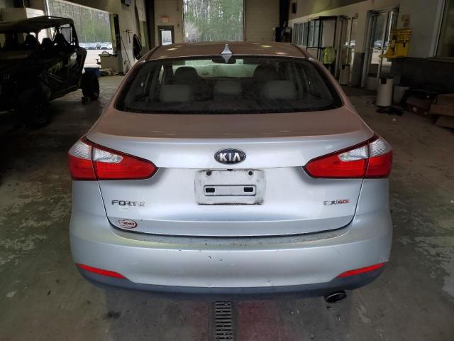 KNAFZ4A84E5075626 KIA Forte