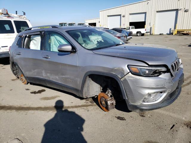 1C4PJLCB2KD175372 Jeep Cherokee Latitude