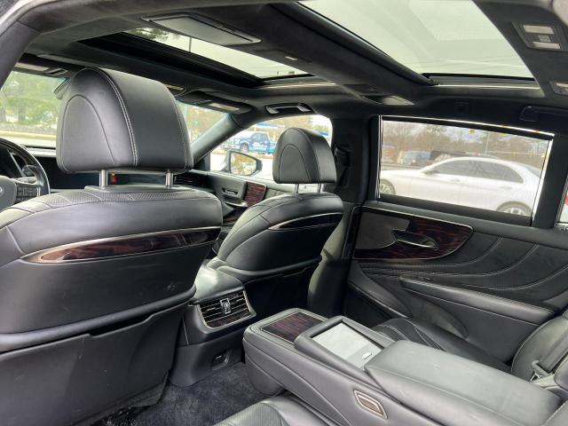 2019 LEXUS LS 500 JTHC5LFF1K5005823