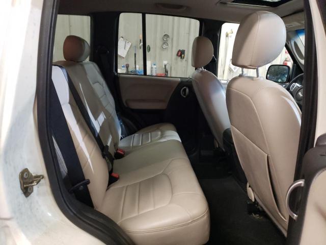 1J4GL58K44W274534 Jeep Liberty Limited