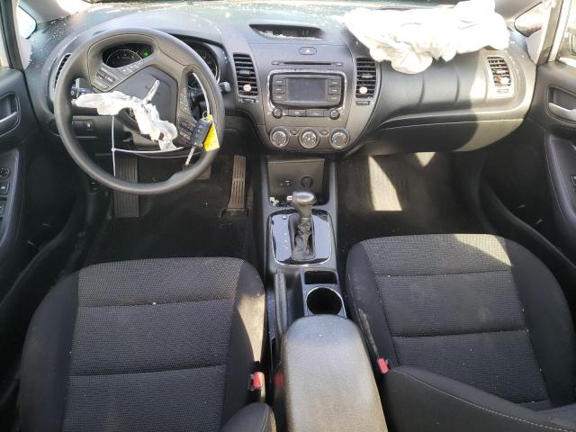 3KPFK4A7XJE284933 KIA Forte