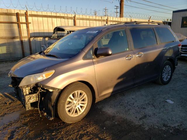 2012 Toyota Sienna XLE