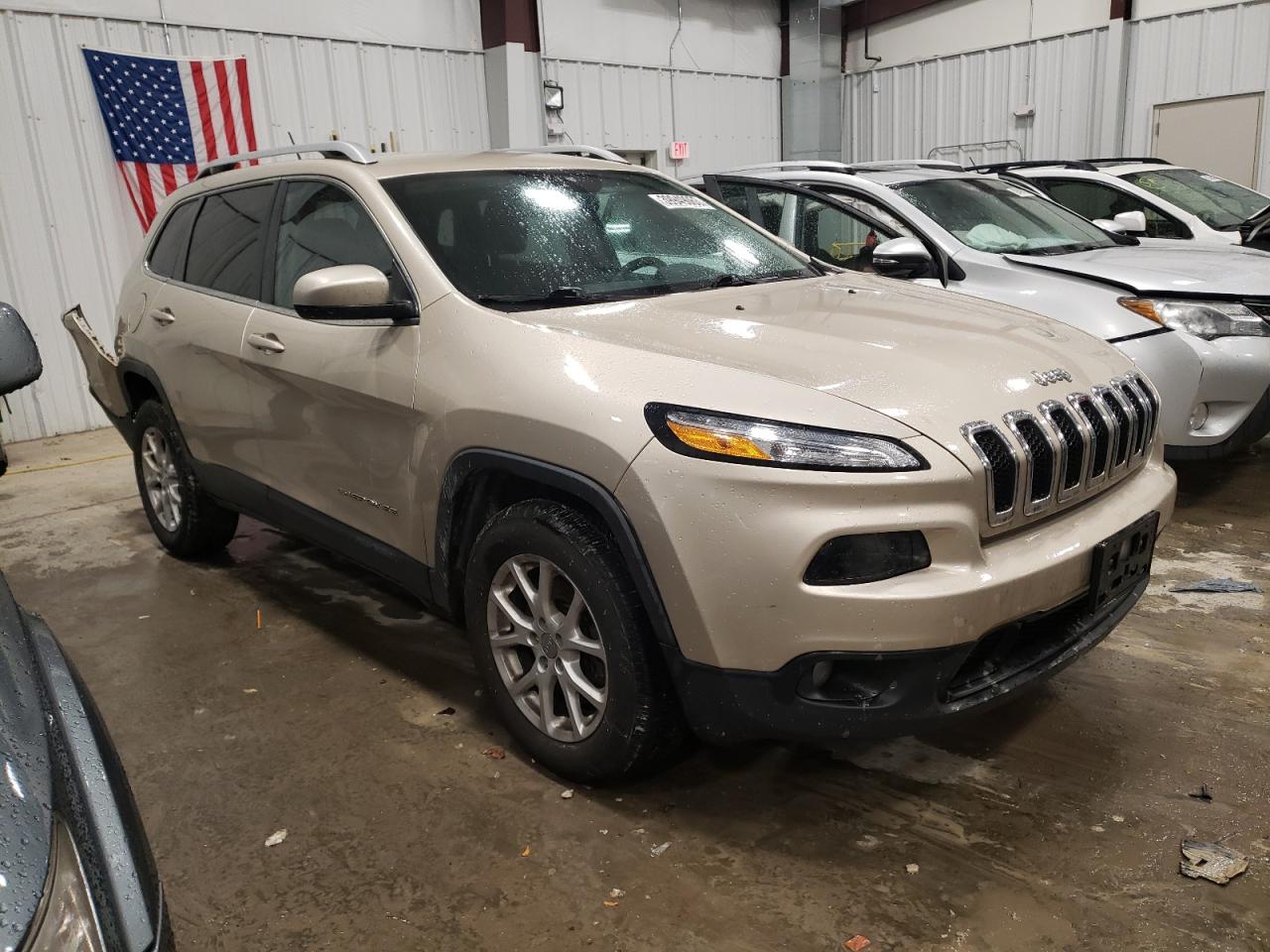 2015 Jeep Cherokee Latitude vin: 1C4PJMCB6FW633172