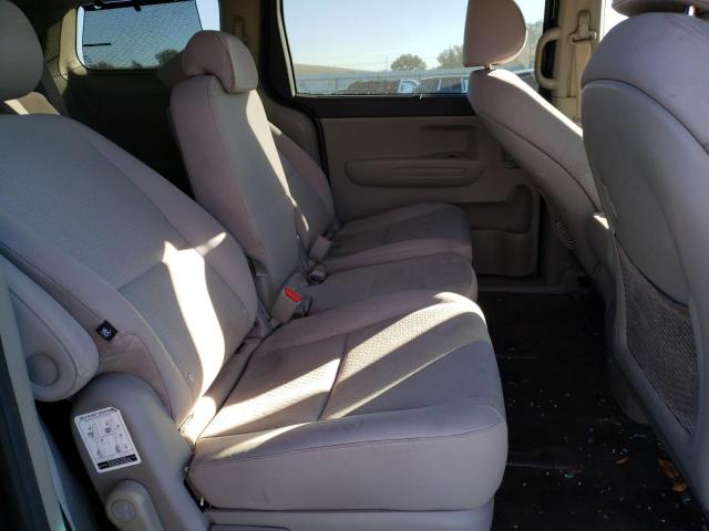 KNDMB5C14G6098714 KIA SEDONA LX