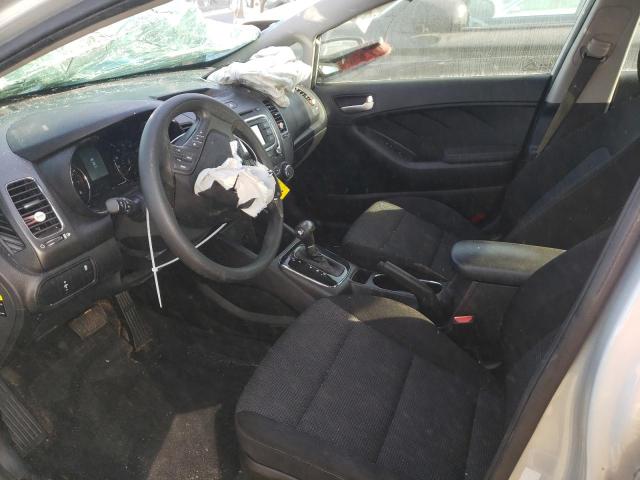 3KPFK4A7XJE284933 KIA Forte