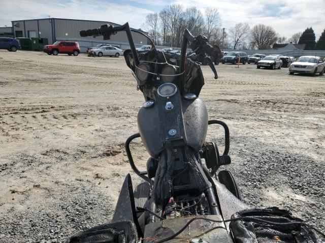 2002 HARLEY-DAVIDSON FLHPI 1HD1FHW1X2Y703304