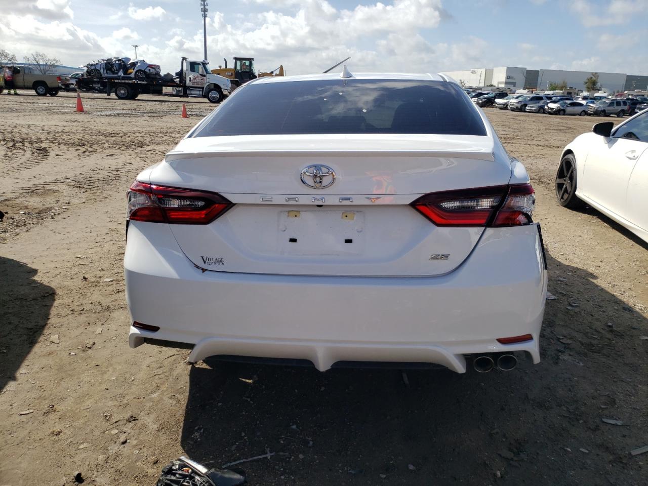 4T1G11AK1PU735554 TOYOTA CAMRY 2023