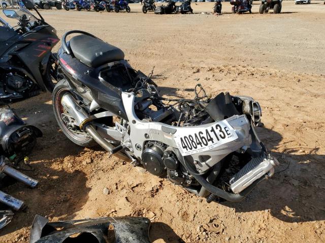 2002 SUZUKI GSX1300 R - JS1GW71A022104938