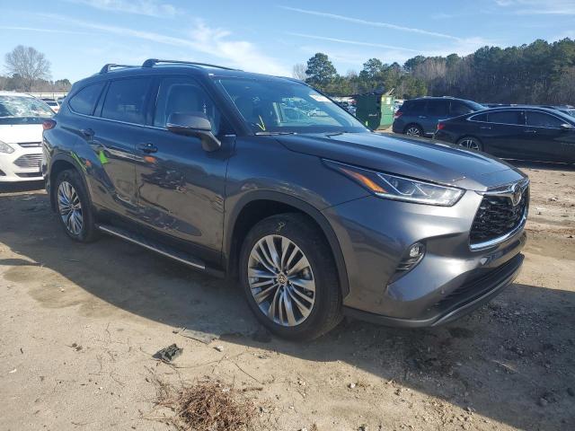 5TDFZRBHXNS238689 Toyota Highlander Platinum
