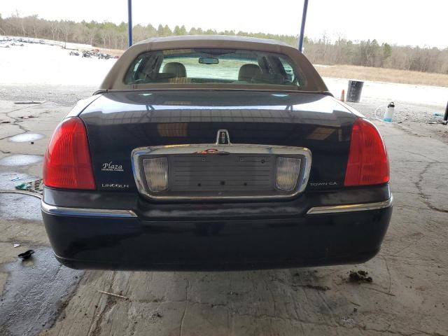 1LNHM83VX7Y611352 Lincoln TOWNCAR