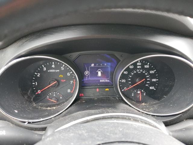 KNDMB5C11J6385984 KIA SEDONA LX