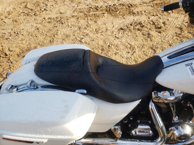 2017 HARLEY-DAVIDSON FLHXS STRE - 1HD1KRC16HB644558